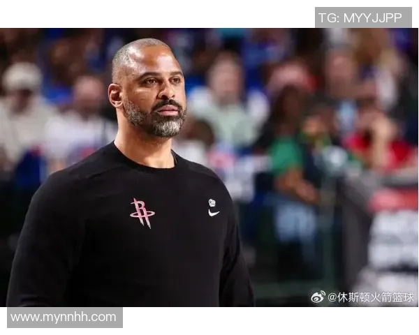 火记晒乌度卡爆粗口瞬间:申京显着被犯规不吹!掘记称该直接驱赶